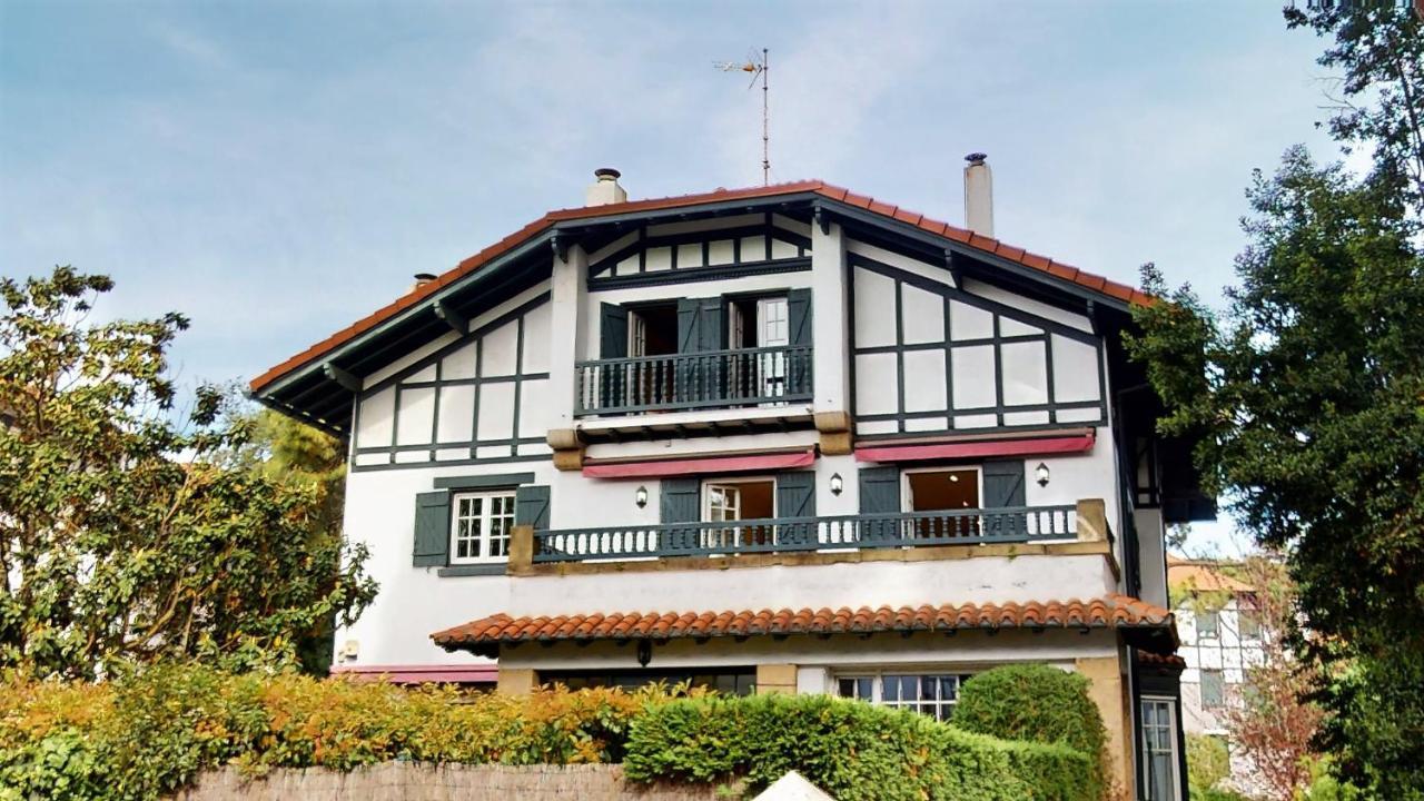 Tradicion Y Elegancia Villa Getxo ภายนอก รูปภาพ